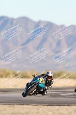 media/Dec-07-2025-CVMA (Sun) [[3e7d2de5dc]]/Race 17-Amateur Formula Middleweight/